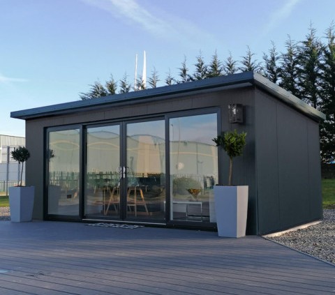 ملحق خارجي جاهز