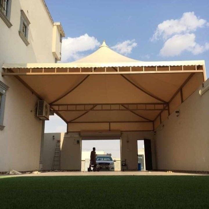 مظلات ساحات مدارس واسعة