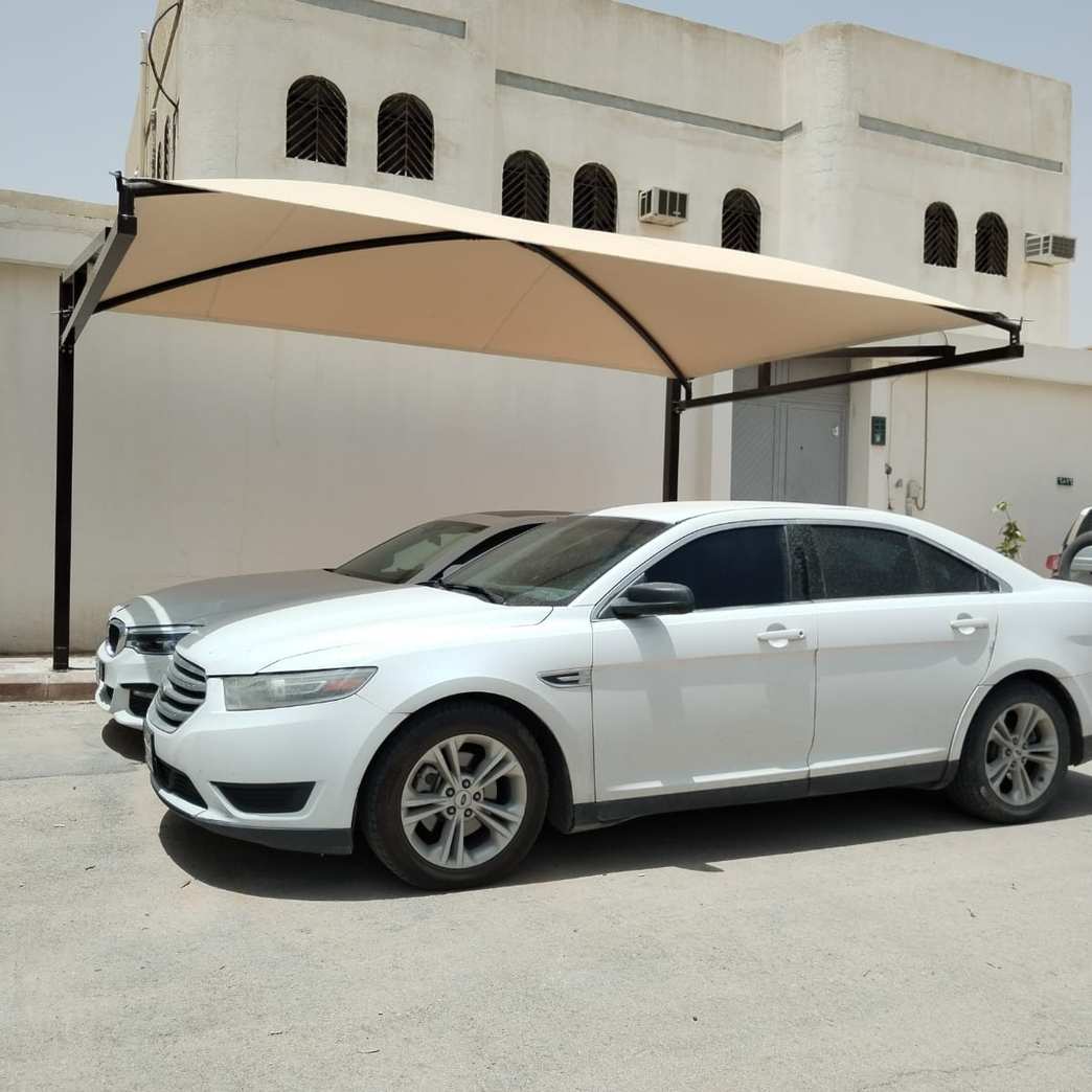 مظلات سيارات